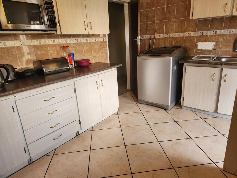 4 Bedroom Property for Sale in Elspark Gauteng