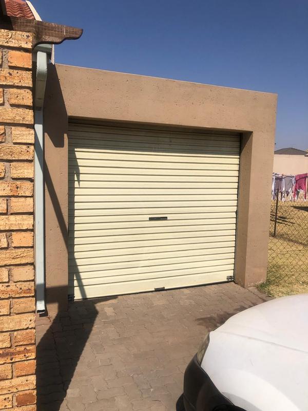 3 Bedroom Property for Sale in Helderwyk Gauteng