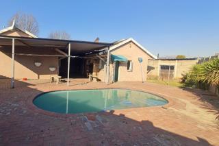 To Let 3 Bedroom Property for Rent in Vanderbijlpark SE 7 Gauteng