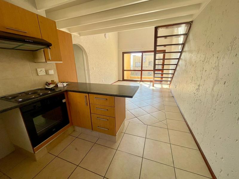 To Let 2 Bedroom Property for Rent in Lonehill Gauteng