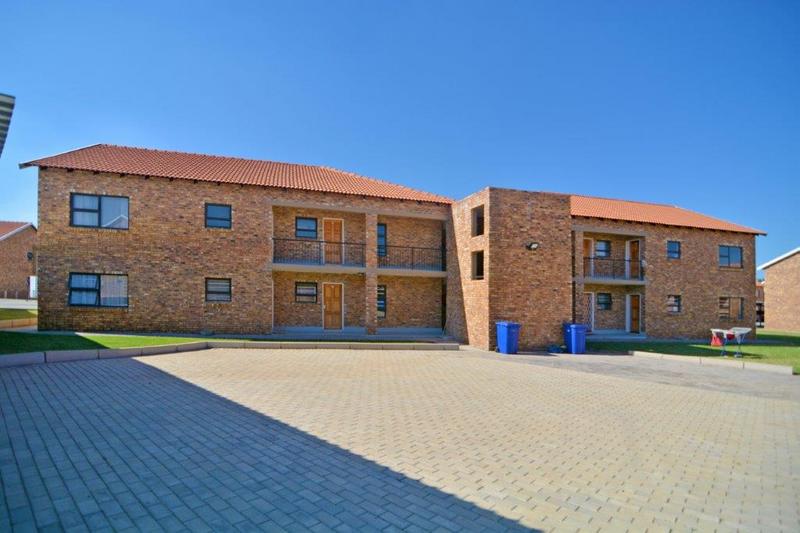 To Let 2 Bedroom Property for Rent in Karenpark Gauteng