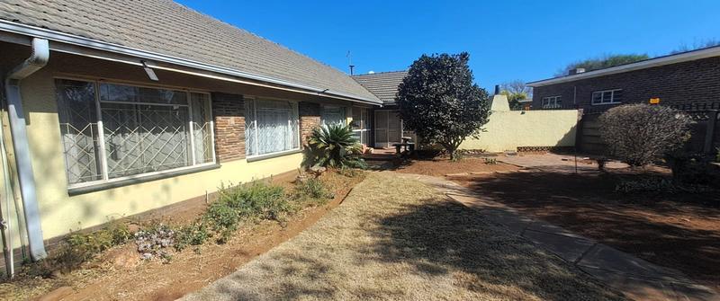 3 Bedroom Property for Sale in Parkdene Gauteng