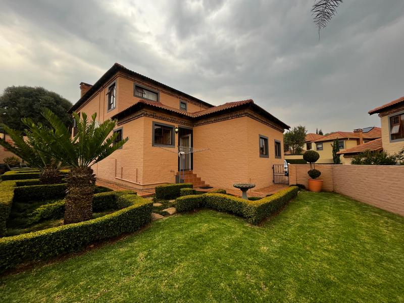 To Let 3 Bedroom Property for Rent in Waterkloof Ridge Gauteng