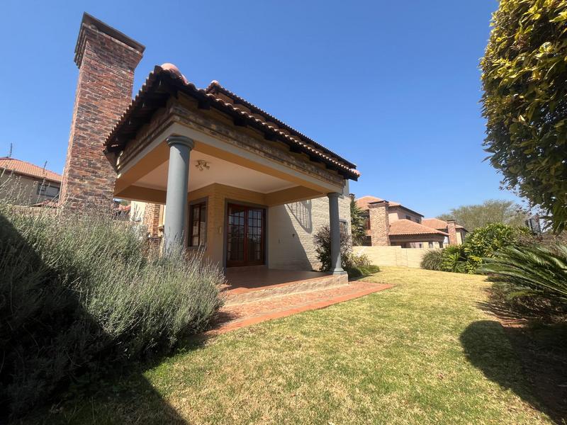 To Let 3 Bedroom Property for Rent in Waterkloof Ridge Gauteng