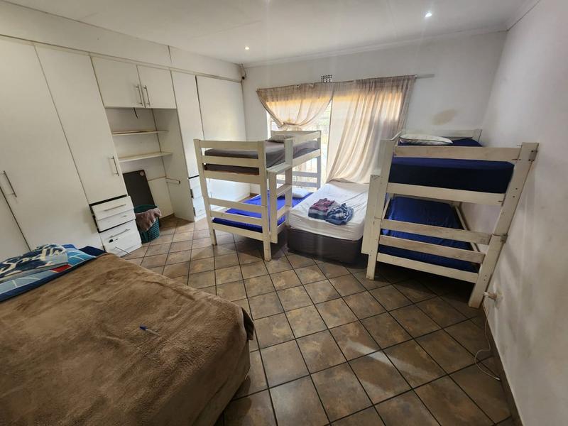 11 Bedroom Property for Sale in Hekpoort Gauteng