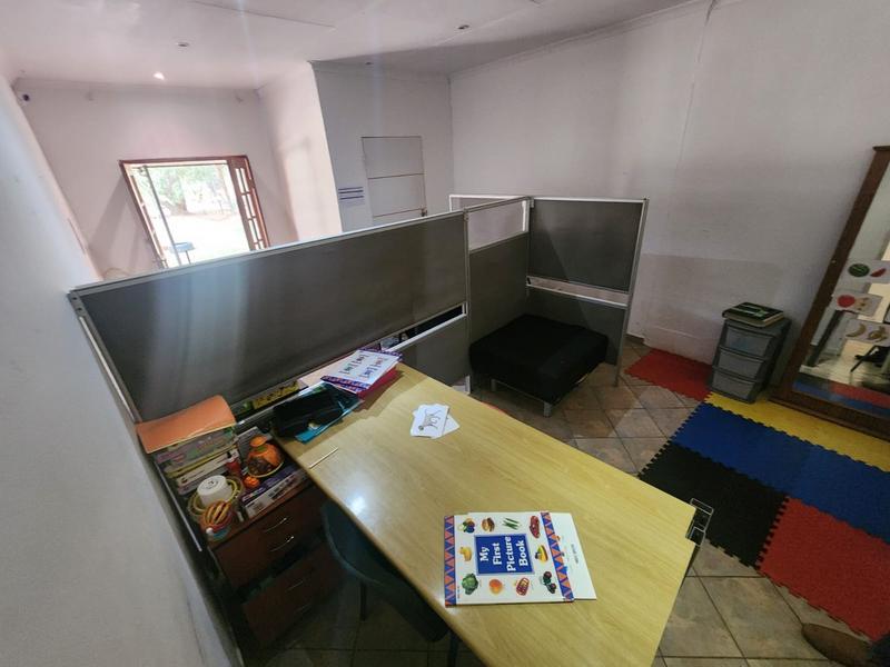 11 Bedroom Property for Sale in Hekpoort Gauteng