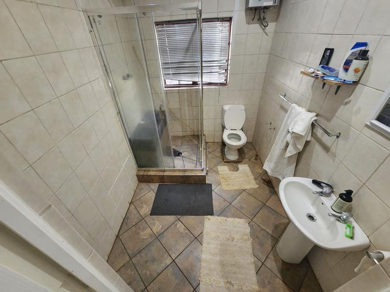 11 Bedroom Property for Sale in Hekpoort Gauteng