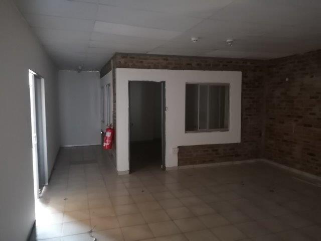 To Let commercial Property for Rent in Honeydew Gauteng