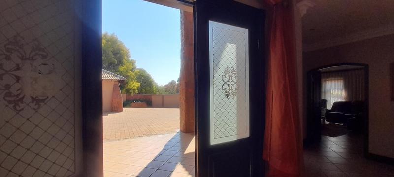 5 Bedroom Property for Sale in Midstream Estate Gauteng