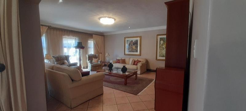 5 Bedroom Property for Sale in Midstream Estate Gauteng