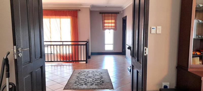 5 Bedroom Property for Sale in Midstream Estate Gauteng