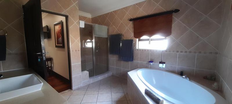 5 Bedroom Property for Sale in Midstream Estate Gauteng