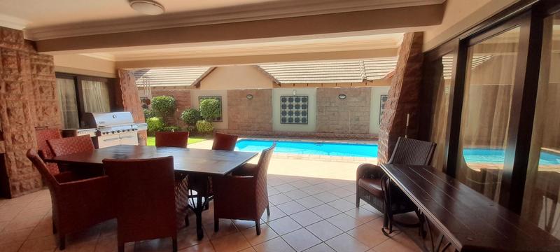 5 Bedroom Property for Sale in Midstream Estate Gauteng