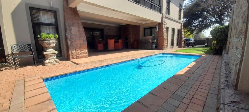 5 Bedroom Property for Sale in Midstream Estate Gauteng