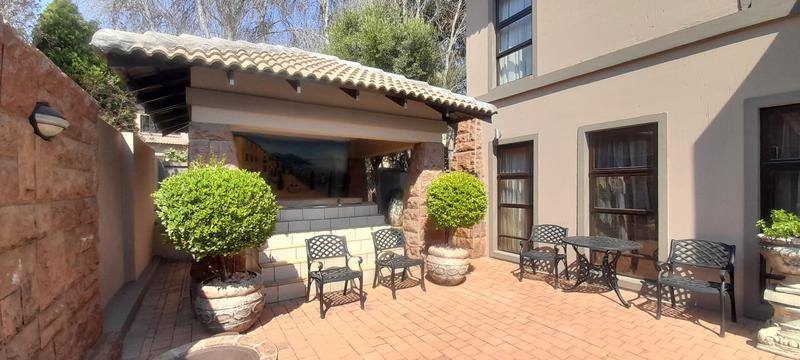 5 Bedroom Property for Sale in Midstream Estate Gauteng