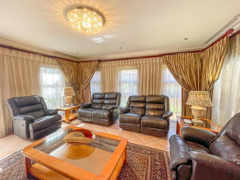 5 Bedroom Property for Sale in Midstream Estate Gauteng