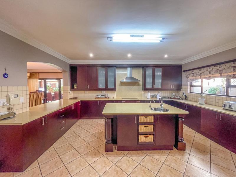 5 Bedroom Property for Sale in Midstream Estate Gauteng