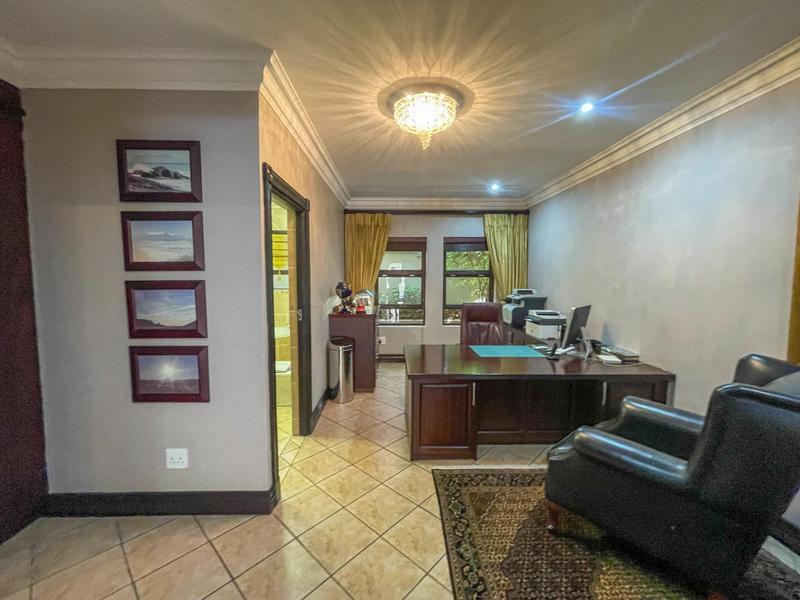 5 Bedroom Property for Sale in Midstream Estate Gauteng