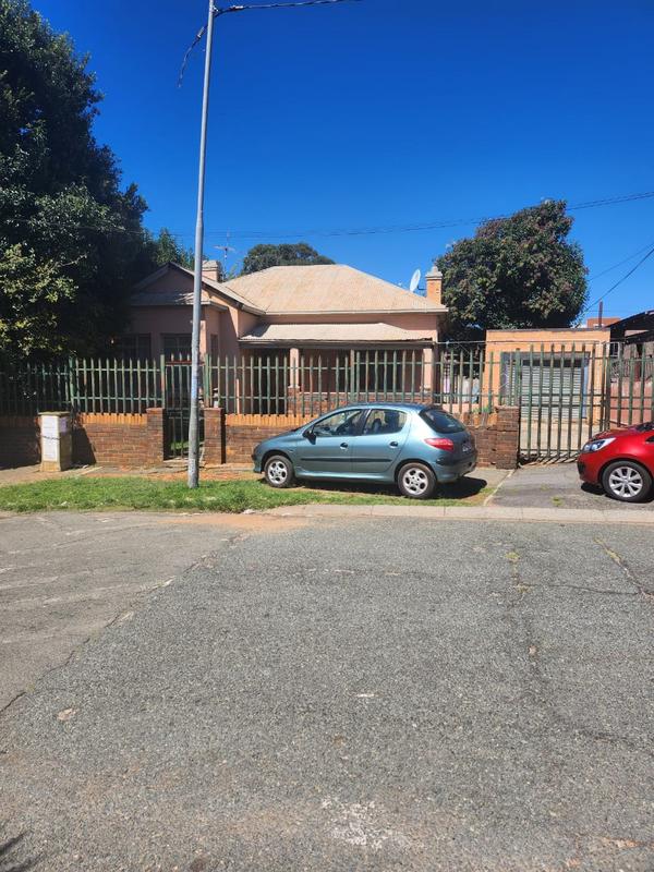 3 Bedroom Property for Sale in La Rochelle Gauteng