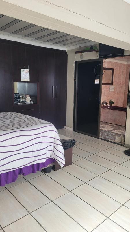 4 Bedroom Property for Sale in Moffat View Gauteng