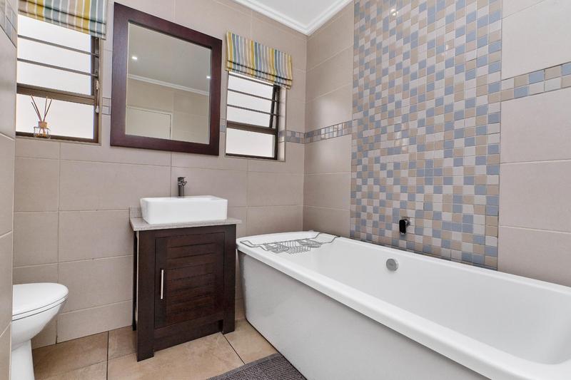 2 Bedroom Property for Sale in Beverley Gauteng