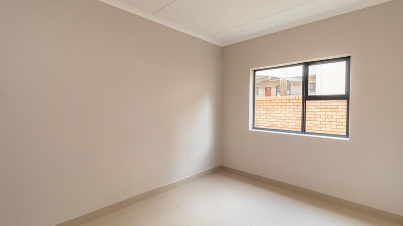 To Let 3 Bedroom Property for Rent in Christoburg Gauteng