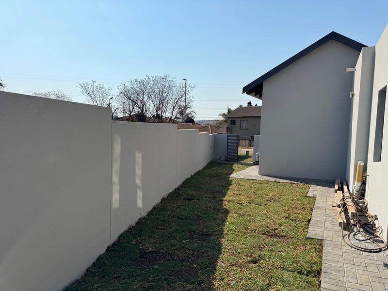 4 Bedroom Property for Sale in Eldo Village Estate Gauteng