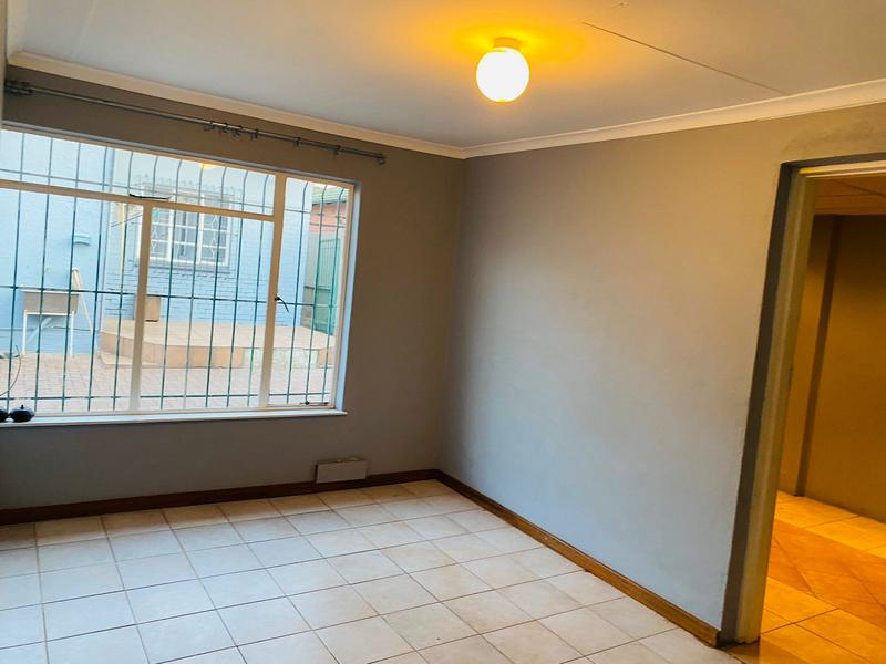 To Let 2 Bedroom Property for Rent in Kensington Gauteng