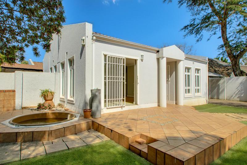 2 Bedroom Property for Sale in Douglasdale Gauteng