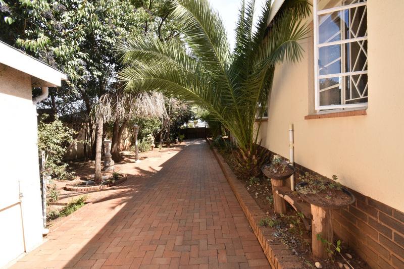 4 Bedroom Property for Sale in Krugersdorp North Gauteng