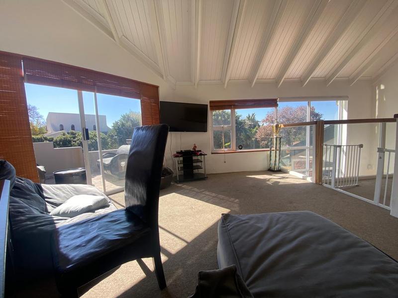 4 Bedroom Property for Sale in Lonehill Gauteng