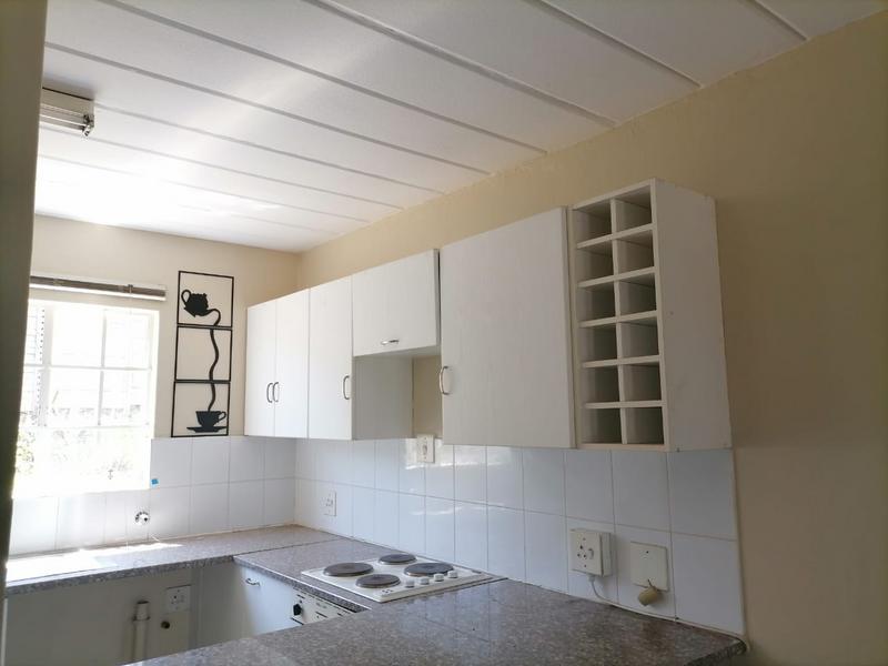 To Let 2 Bedroom Property for Rent in Sterrewag Gauteng