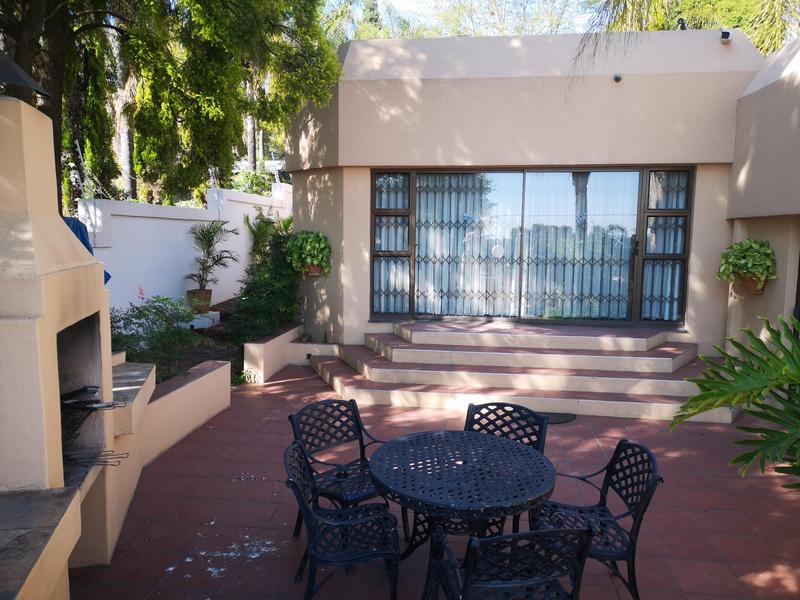 To Let 3 Bedroom Property for Rent in Waterkloof Ridge Gauteng