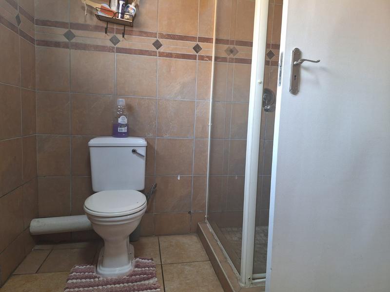 To Let 5 Bedroom Property for Rent in Presidents Dam Gauteng