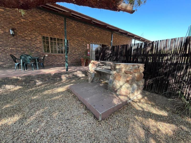 To Let 2 Bedroom Property for Rent in Lanseria Gauteng