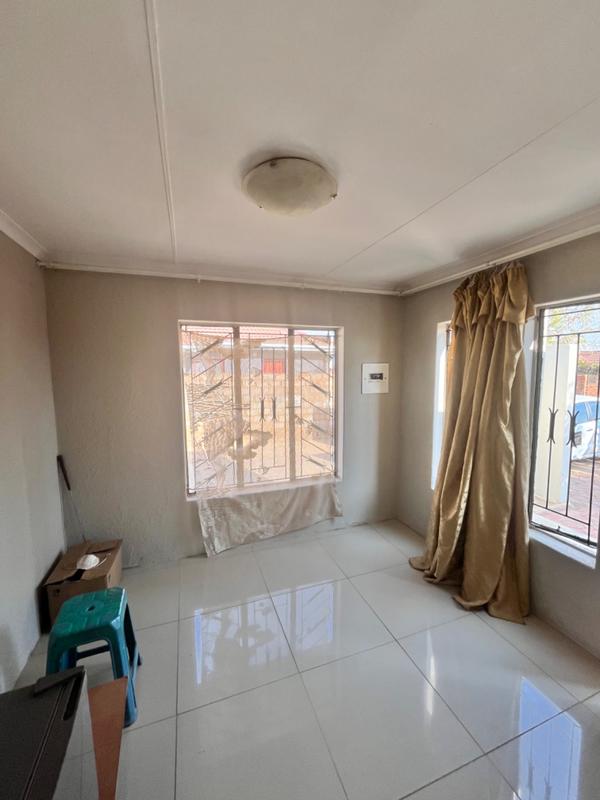 2 Bedroom Property for Sale in Soshanguve Gauteng