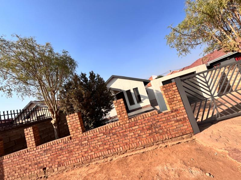 2 Bedroom Property for Sale in Soshanguve Gauteng