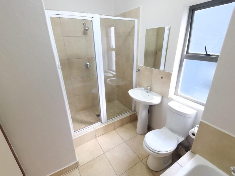 2 Bedroom Property for Sale in Greenstone Hill Gauteng