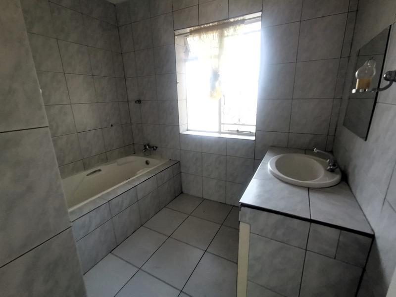 7 Bedroom Property for Sale in Parkdene Gauteng