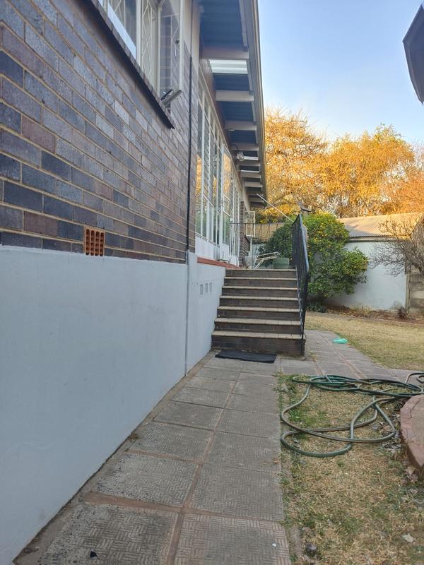 To Let 8 Bedroom Property for Rent in Auckland Park Gauteng