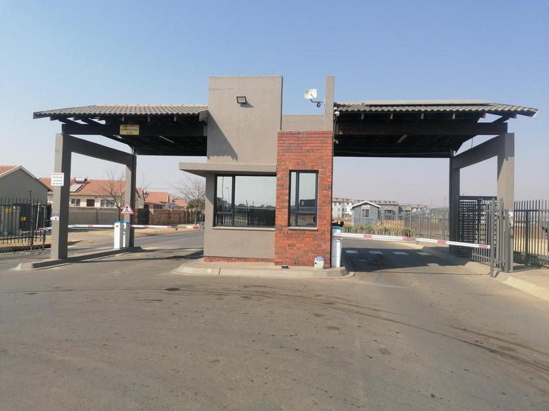 3 Bedroom Property for Sale in Selcourt Gauteng