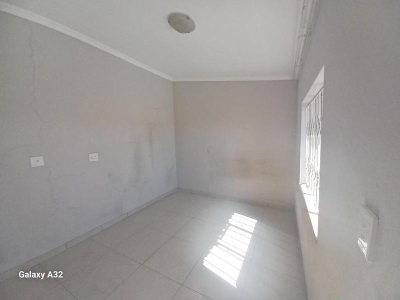 18 Bedroom Property for Sale in Ivory Park Gauteng