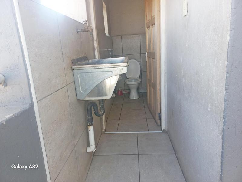 18 Bedroom Property for Sale in Ivory Park Gauteng