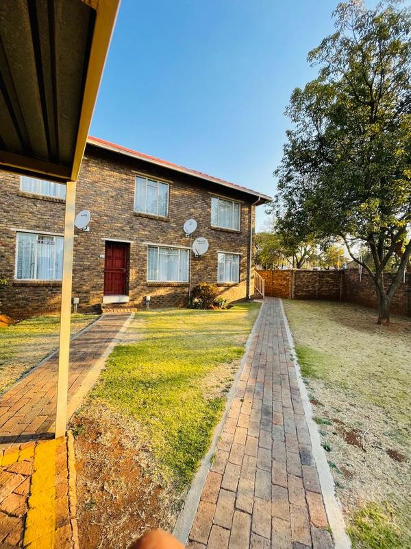 2 Bedroom Property for Sale in Highveld Gauteng