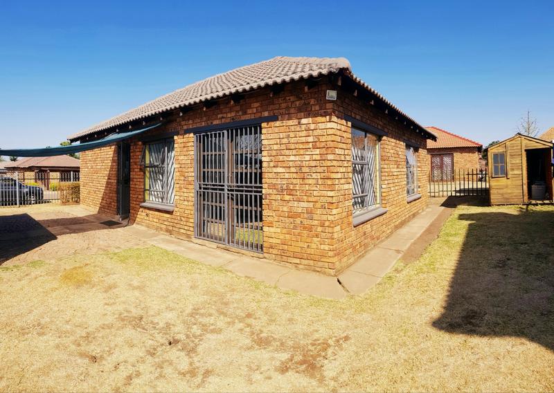 3 Bedroom Property for Sale in Karenpark Gauteng