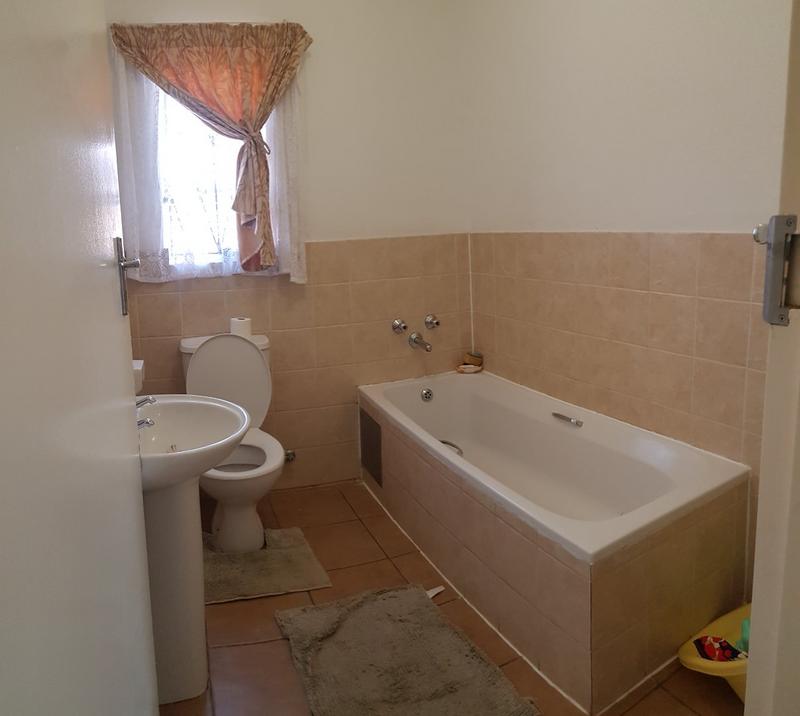 3 Bedroom Property for Sale in Karenpark Gauteng