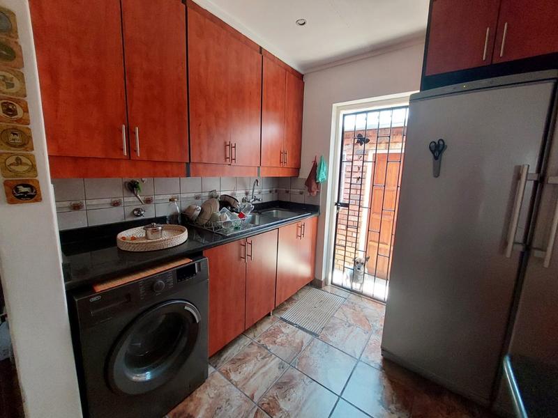 3 Bedroom Property for Sale in Elandspoort Gauteng