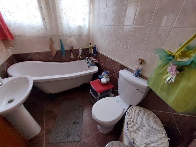 3 Bedroom Property for Sale in Elandspoort Gauteng