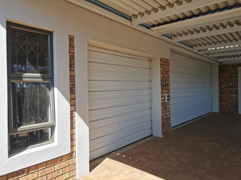 3 Bedroom Property for Sale in Casseldale Gauteng