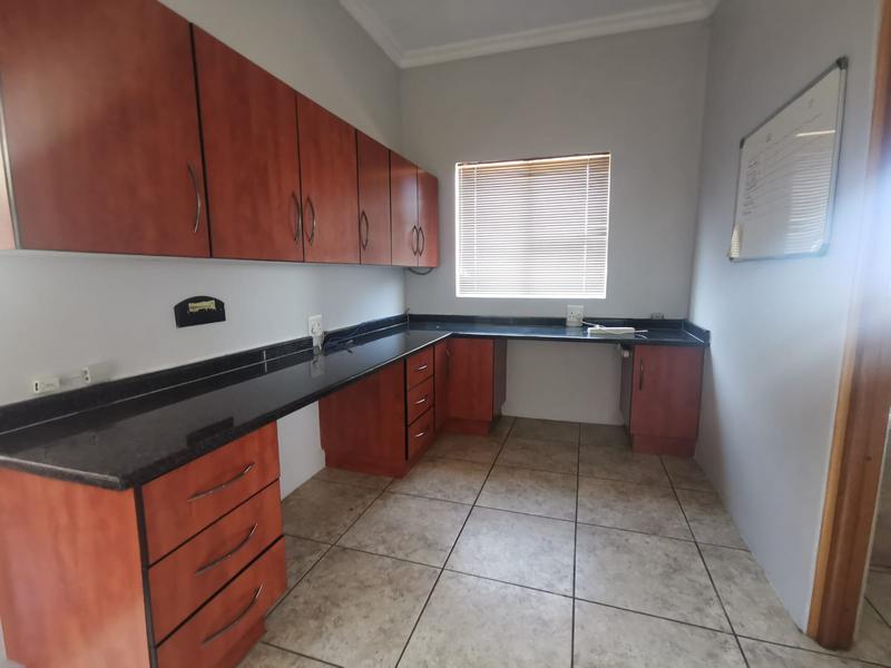 3 Bedroom Property for Sale in Casseldale Gauteng